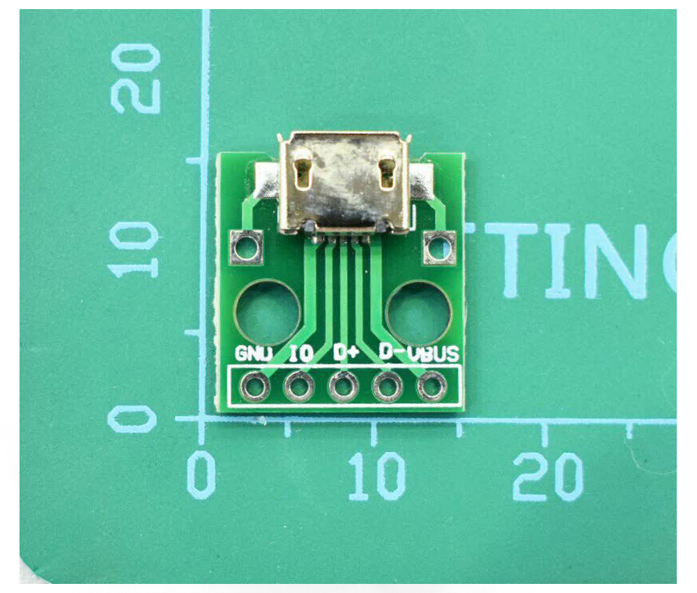 برد برک اوت micro usb دارای سوکت مادگی